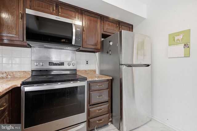 520 PEBBLE RIDGE CT, Feasterville Trevose, PA 19053