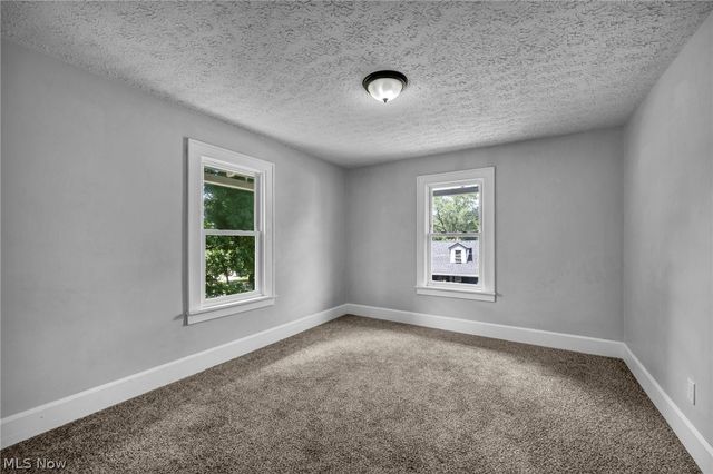 1318 3rd Street SE, Massillon, OH 44646