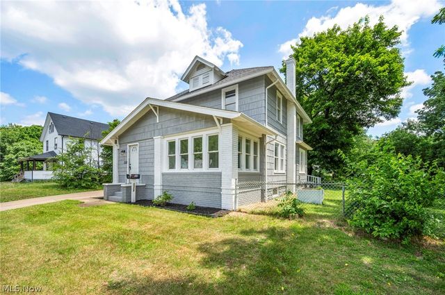 1318 3rd Street SE, Massillon, OH 44646