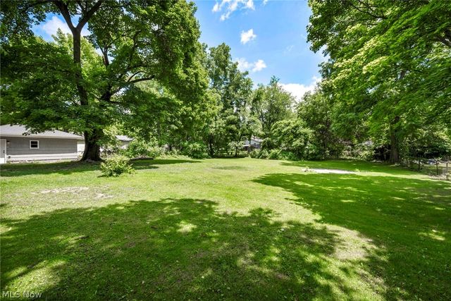 1318 3rd Street SE, Massillon, OH 44646