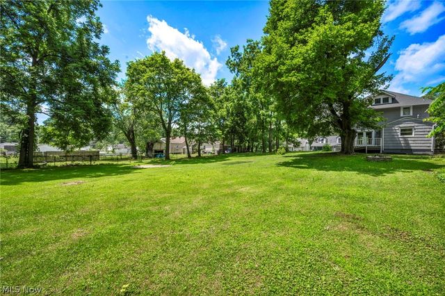 1318 3rd Street SE, Massillon, OH 44646