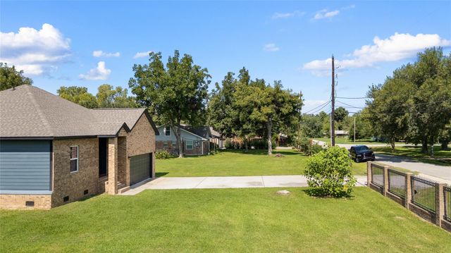 8435 Harmony Road B, Houston, TX 77049