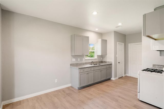 8435 Harmony Road B, Houston, TX 77049