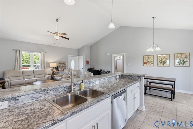 8900 Rock Cedar Rd, New Kent, VA 23124
