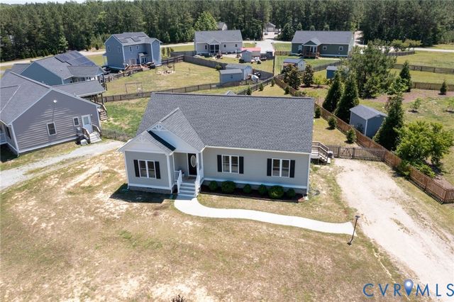 8900 Rock Cedar Rd, New Kent, VA 23124