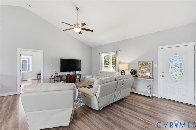8900 Rock Cedar Rd, New Kent, VA 23124