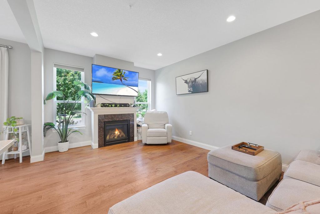 12563 Okinawa Circle NE B, Blaine, MN 55449 — photo 5