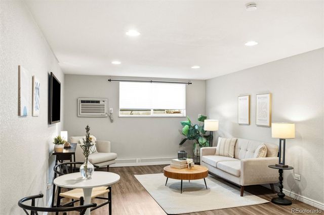 3047 W 47th Avenue 110, Denver, CO 80211