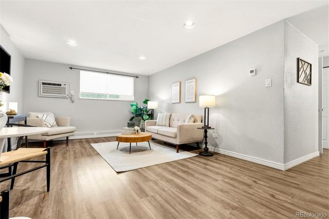 3047 W 47th Avenue 110, Denver, CO 80211