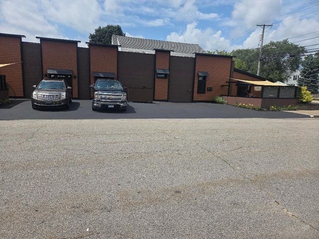 609 Armistice, Pawtucket, RI 02861