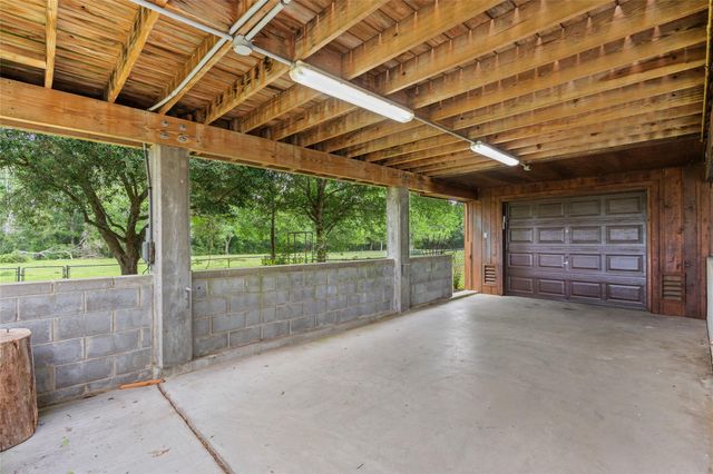 1501 Jack Beaver Road, Santa Fe, TX 77517