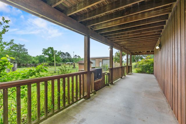 1501 Jack Beaver Road, Santa Fe, TX 77517