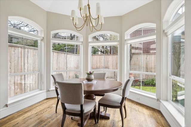 4809 Evergreen Street, Bellaire, TX 77401