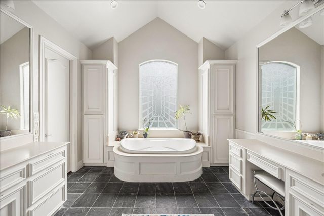 4809 Evergreen Street, Bellaire, TX 77401