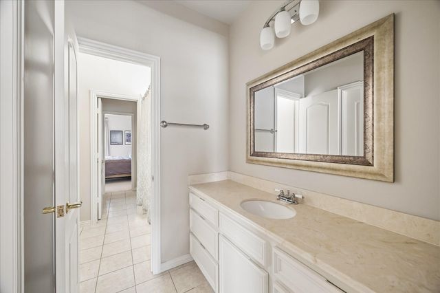 4809 Evergreen Street, Bellaire, TX 77401