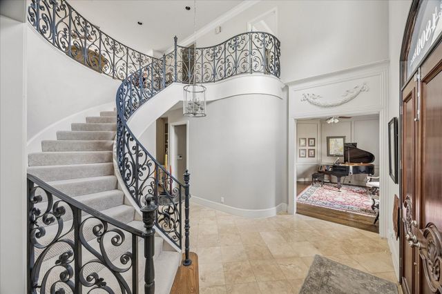 4809 Evergreen Street, Bellaire, TX 77401