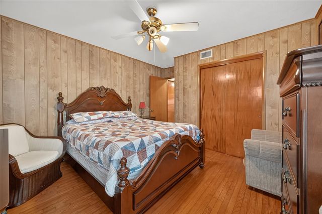 5658 Berry Creek Drive, Houston, TX 77017