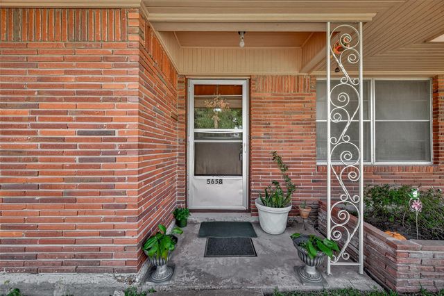 5658 Berry Creek Drive, Houston, TX 77017