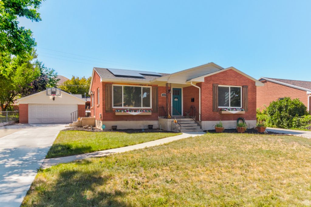 343 W 440 S, Tooele, UT 84074 — photo 2