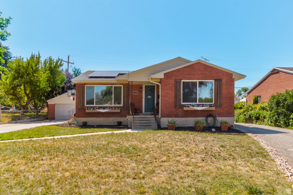343 W 440 S, Tooele, UT 84074 — photo 3