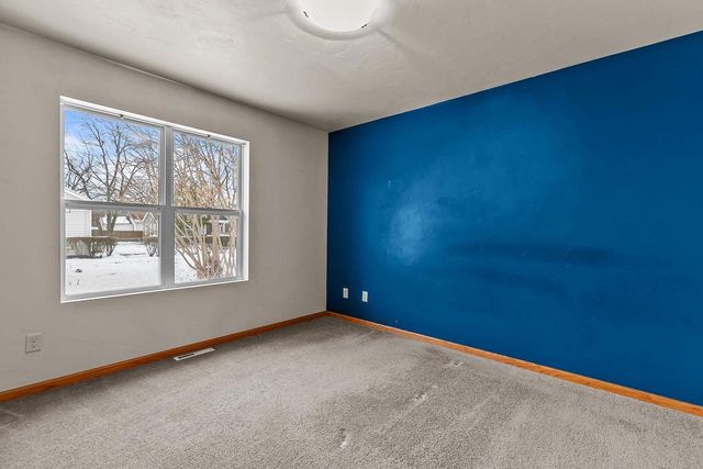 112 BROAD STREET, Oshkosh, WI 54901