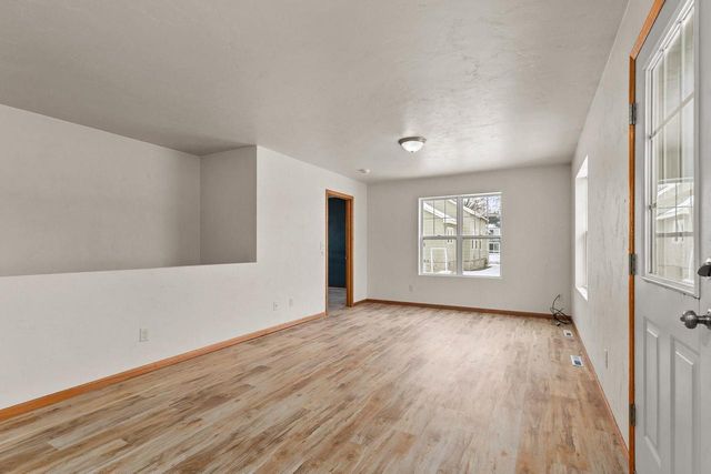 112 BROAD STREET, Oshkosh, WI 54901