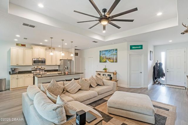 55 Presidential Lane, Palm Coast, FL 32164