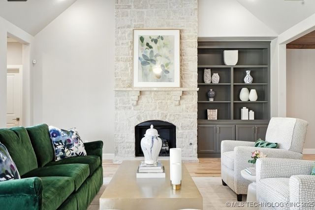 2722 W Roanoke Street, Broken Arrow, OK 74012