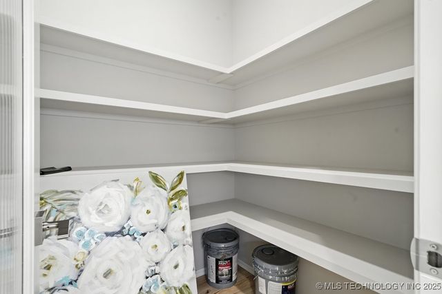 2722 W Roanoke Street, Broken Arrow, OK 74012