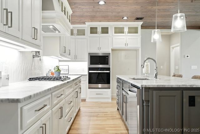 2722 W Roanoke Street, Broken Arrow, OK 74012