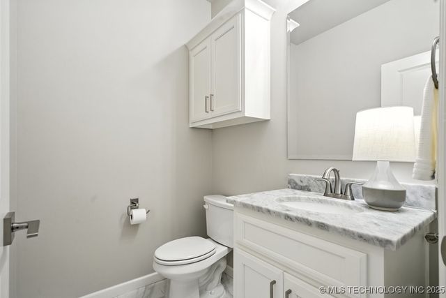 2722 W Roanoke Street, Broken Arrow, OK 74012