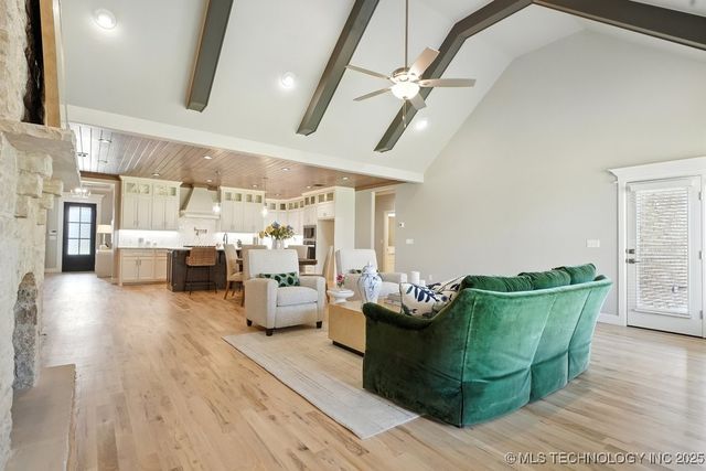 2722 W Roanoke Street, Broken Arrow, OK 74012