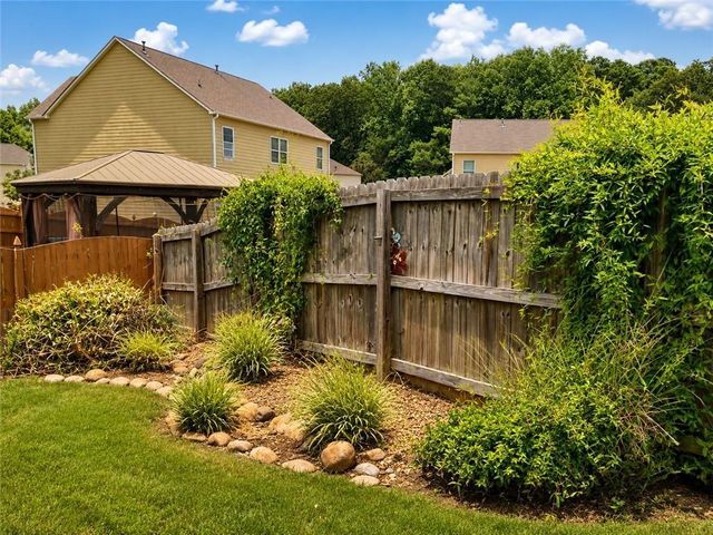 114 Saddle Horse Lane, Hiram, GA 30141