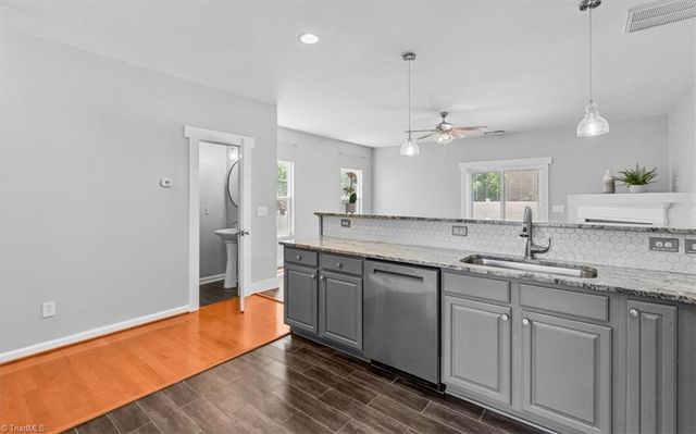 15 Arbor Hill Place, Mcleansville, NC 27301