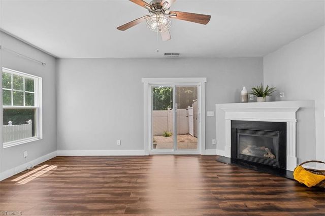 15 Arbor Hill Place, Mcleansville, NC 27301