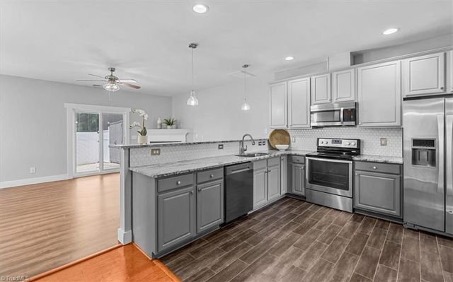 15 Arbor Hill Place, Mcleansville, NC 27301