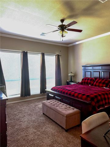 2504 Kinnersley Lane, College Station, TX 77845