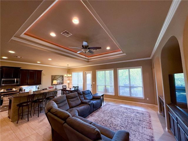 2504 Kinnersley Lane, College Station, TX 77845