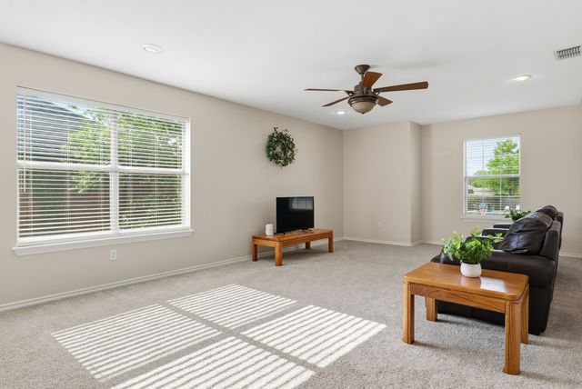 1907 Silver Cove, Whitehouse, TX 75791