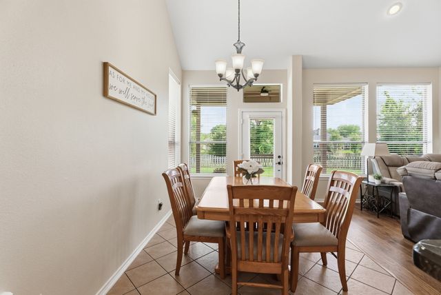 1907 Silver Cove, Whitehouse, TX 75791