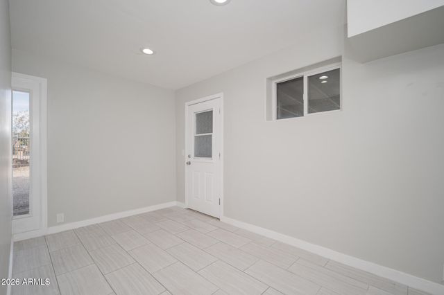 4901 W GREENWAY Road, Glendale, AZ 85306