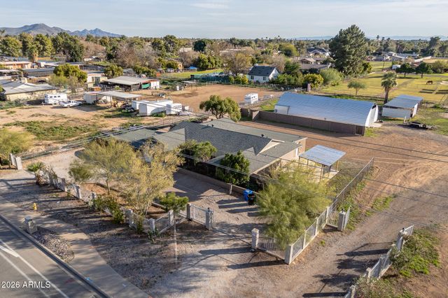 4901 W GREENWAY Road, Glendale, AZ 85306