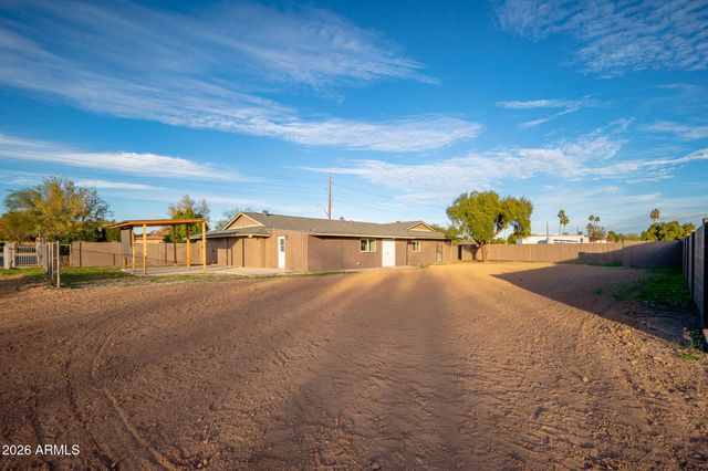 4901 W GREENWAY Road, Glendale, AZ 85306