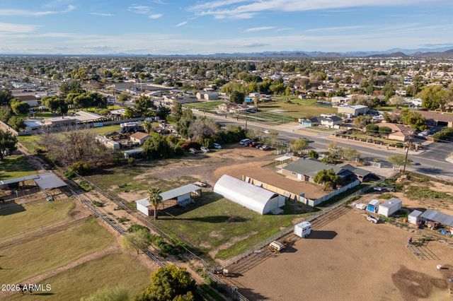 4901 W GREENWAY Road, Glendale, AZ 85306