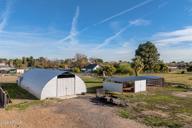 4901 W GREENWAY Road, Glendale, AZ 85306