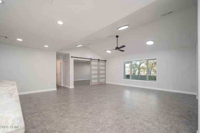 4901 W GREENWAY Road, Glendale, AZ 85306