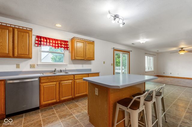 4620 Driftwood Lane, Greenwood, IN 46143