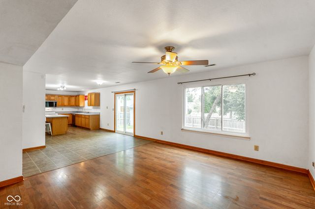 4620 Driftwood Lane, Greenwood, IN 46143