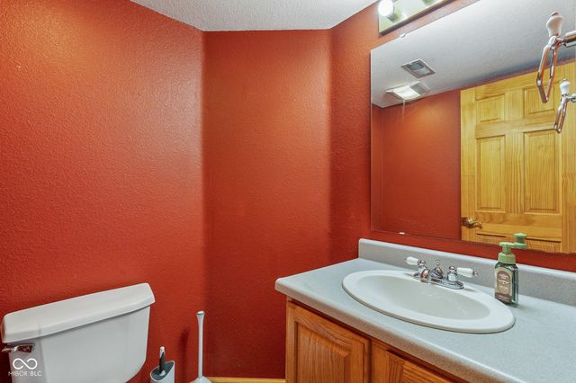 4620 Driftwood Lane, Greenwood, IN 46143
