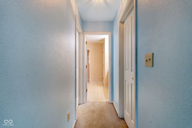 4620 Driftwood Lane, Greenwood, IN 46143